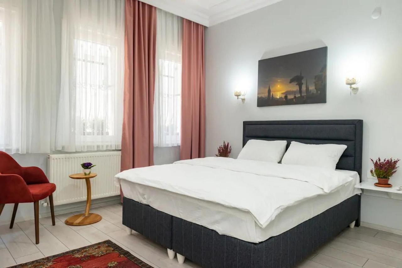 Downtown Two-Bedrom Apartment Tbilisi Eksteriør billede