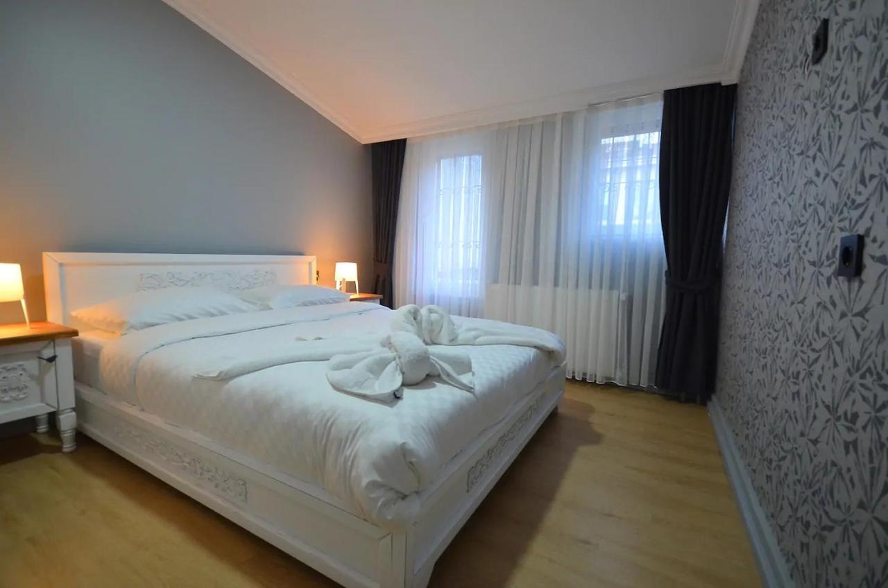 Downtown Two-Bedrom Apartment Tbilisi Eksteriør billede